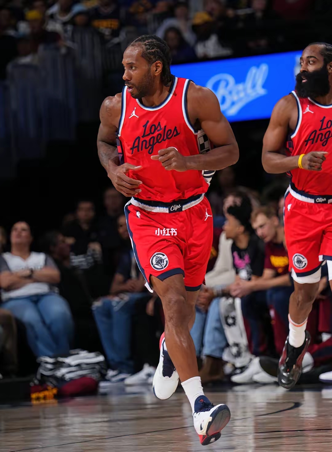 开云体育投注平台关于重返赛场首场状态出色，快船观众沸腾！，穆雷重返赛场赛场气氛高涨的信息